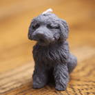 Bougie artisanale en forme de chien, fidèle compagnon décoratif pour une ambiance chaleureuse. Parfaite pour les amoureux des animaux et idéale comme cadeau original.