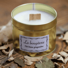 Bougie artisanale en cire naturelle parfum thé blanc gingembre avec mèche en bois crépitante.