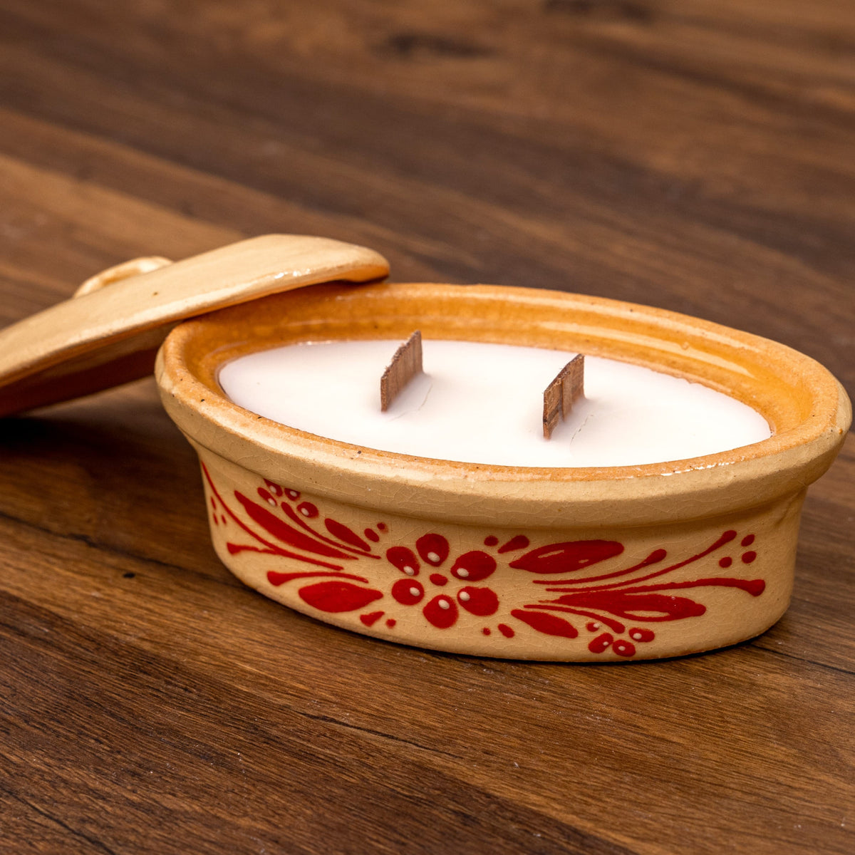 Bougie en terrine d'Alsace motif fleur crème, poterie de Soufflenheim